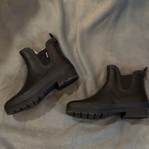 Tretorn Black Waterproof Ankle Booties